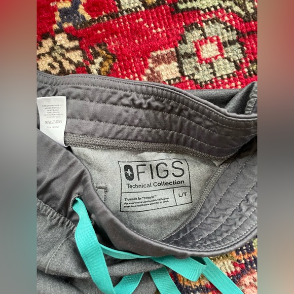 Figs gray Livingston scrub pant tall - Picture 3 of 4